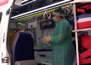 sanitarios-cruz-roja-estado-alarma-4