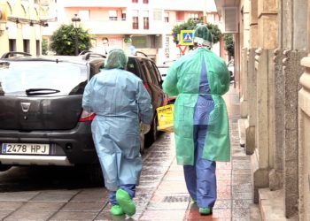 sanitarios-cruz-roja-estado-alarma-8