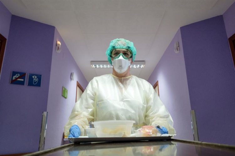 sanitarios-espana-oms-coronavirus