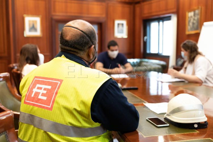 Esenciales-Empresa-Alumbrado-4