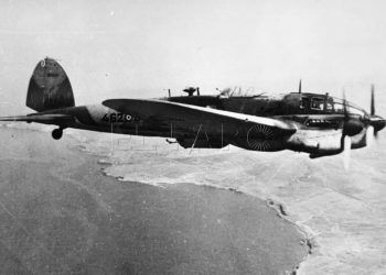 Avión 'Heinkel' en misión de reconocimiento sobre el Sáhara en diciembre de 1957(1)