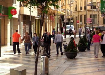 gente-paseando-calles-estado-alarma (4)