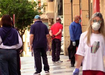 gente-paseando-calles-estado-alarma (5)