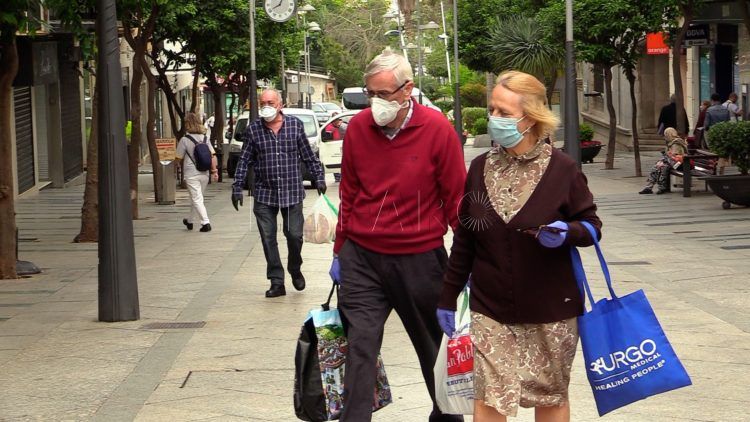 gente-paseando-fase-0 (1)