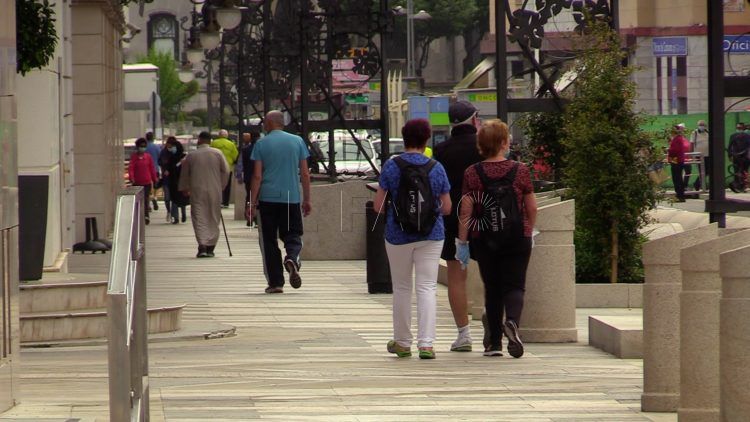 gente-paseando-fase-0 (5)