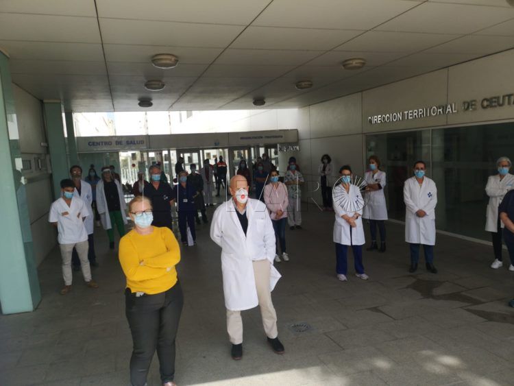 homenaje-medicos-fallecidos-1