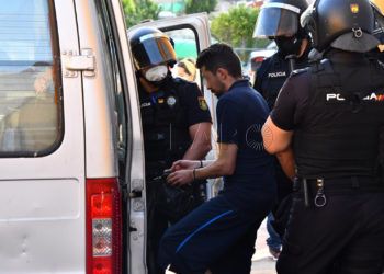 marroquies-interceptados-.policia-pabellon-libertad-3