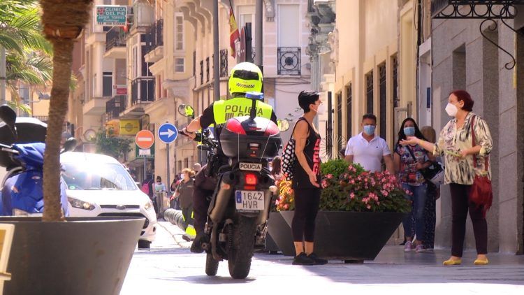 policia-local-controles-uso-mascarilla (4)