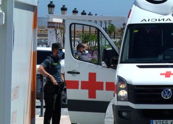 salvamento-maritimo-rescata-menor-toy-9