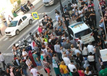 colapso-ceuta-center-policia