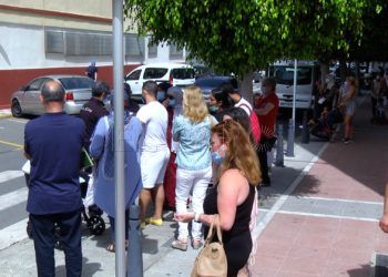 colas-jefatura-superior-policia-16