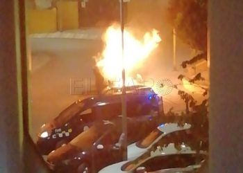 contenedor-quemado-juan-carlos-i