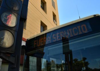 huelga-autobuses-estacion-mercado-trabajadores-hadu-almadraba-17