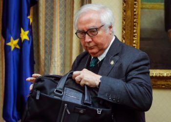 manuel-castells-ministro-universidades