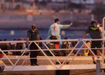 patera-salvamento-canarias