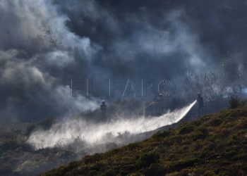 bomberos-incendio-mendizabal-10