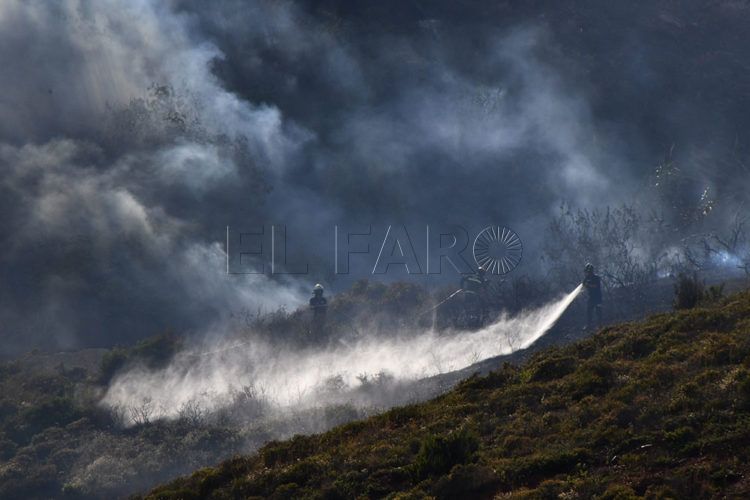 bomberos-incendio-mendizabal-10