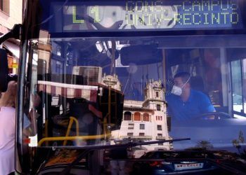 bus-linea1-recinto-2