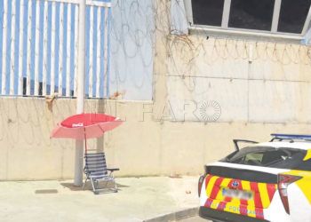 control-policia-puerto-sombrilla