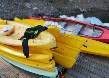 delfines-denuncian-robo-kayaks-renegado-3