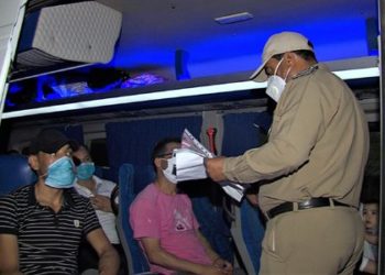 meknes-vecinos-autobuses-salir-coronavirus