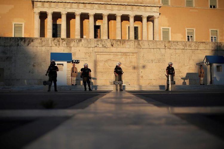protestas-grecia-gobierno-julio