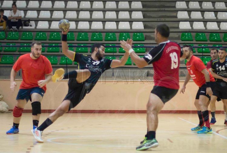 Hamsa-Abderrahaman-balonmano