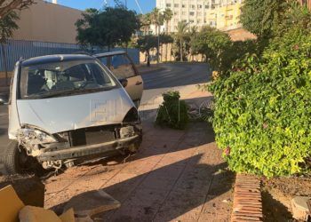 accidente-monovolumen-lonja-pescadores-1