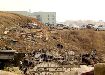 vertedero-al-umma-chatarra-basura-3