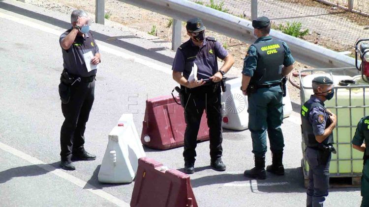 guardia-civil-refuerza-valla-caida-parte-obras-4