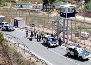 guardia-civil-refuerza-valla-caida-parte-obras-5