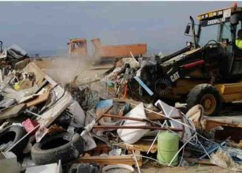 medio-ambiente-retira-escombros-rosales-2