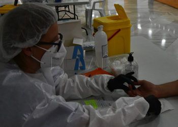 sanitario-prueba-coronavirus