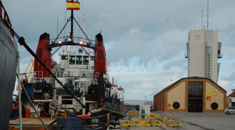 trafico-portuario-puerto-ceuta