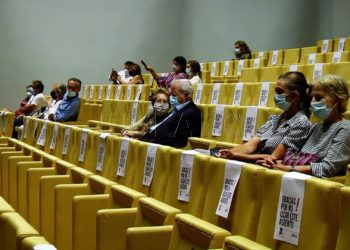 cosas-se-son-verdad-teatro-revellin-1