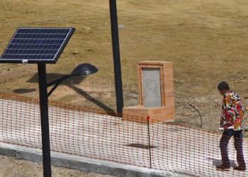 farolas-sostenibles-cementerio-sidi-embarek-3