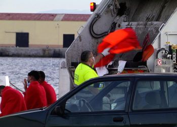 inmigrantes-muelle-españa-15