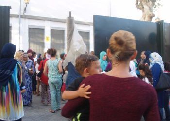 puerta-colegio-vuelta-cole