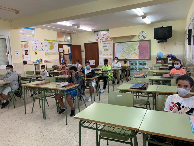 vuelta-cole-coronavirus-mascarillas-temperatura-9