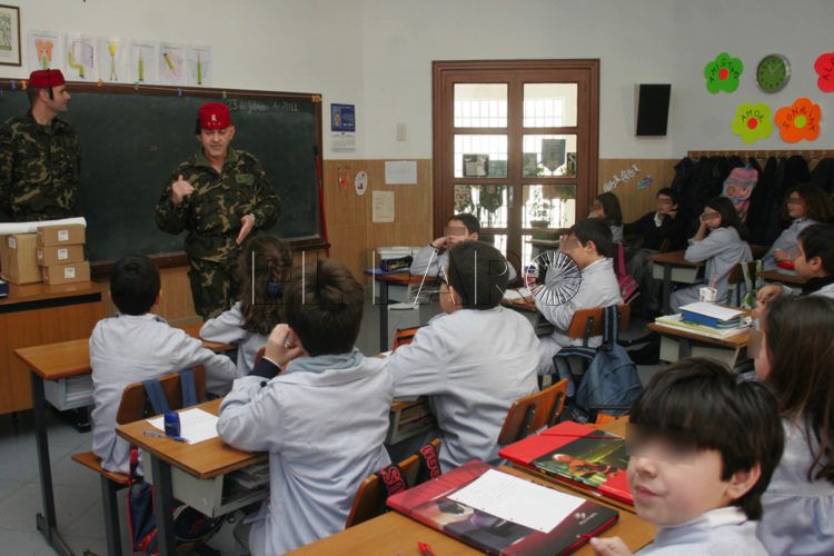 alumnos-clase-militares