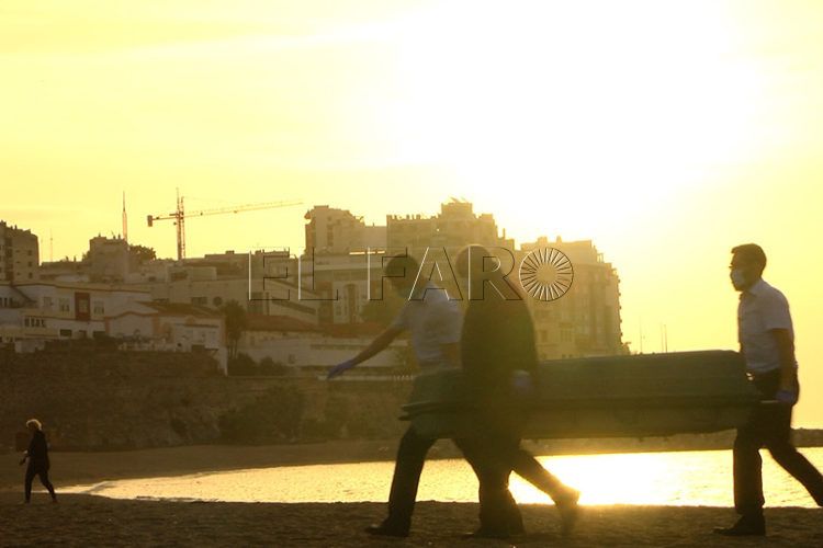 cadaver-playa-ribera-6