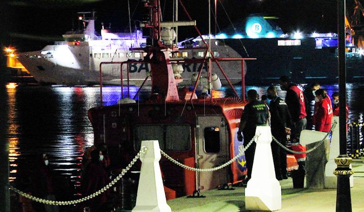 inmigrantes-muelle-españa-4