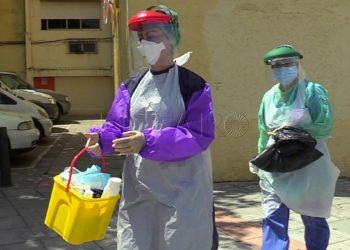 sanitarios-prueba-coronavirus