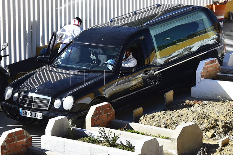 coche-funebre-entierro