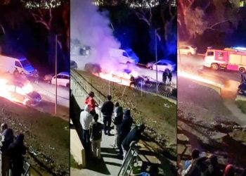 coches-quemados-bomberos-021120-7