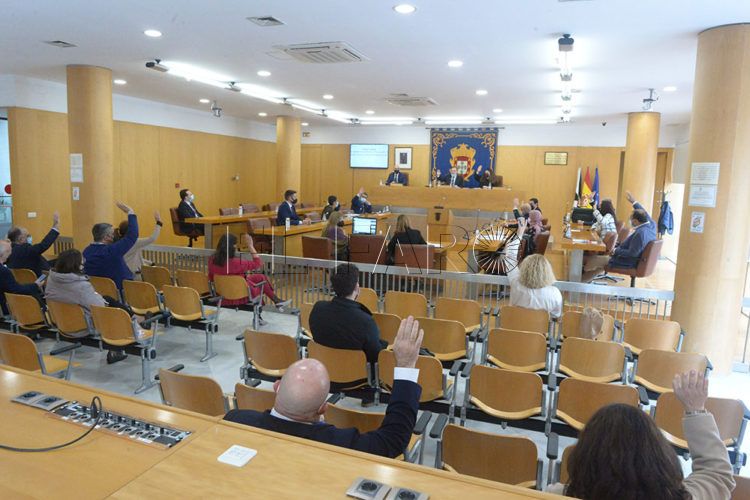 pleno-presupuestos-301120-2