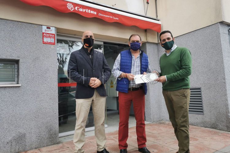 vox-donacion-caritas-mitad-dieta-consejo-puerto-2