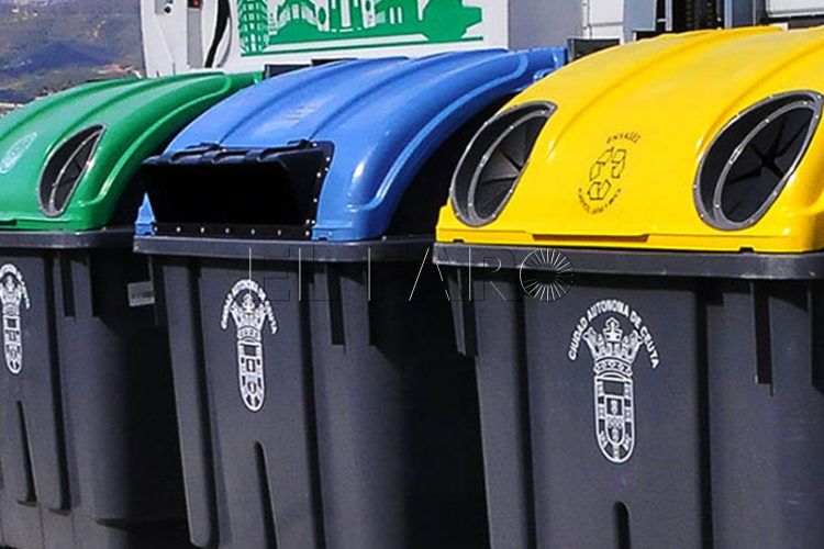 Nuevos contenedores para el reciclaje de papel y cartón, vidrio y plásticos  y envases en el Mercado de San José