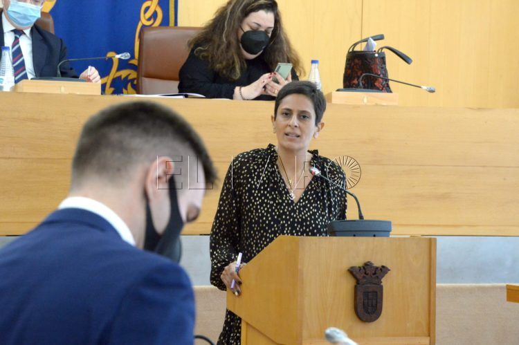 kissy-chandiramani-carlos-verdejo-pleno-presupuestos