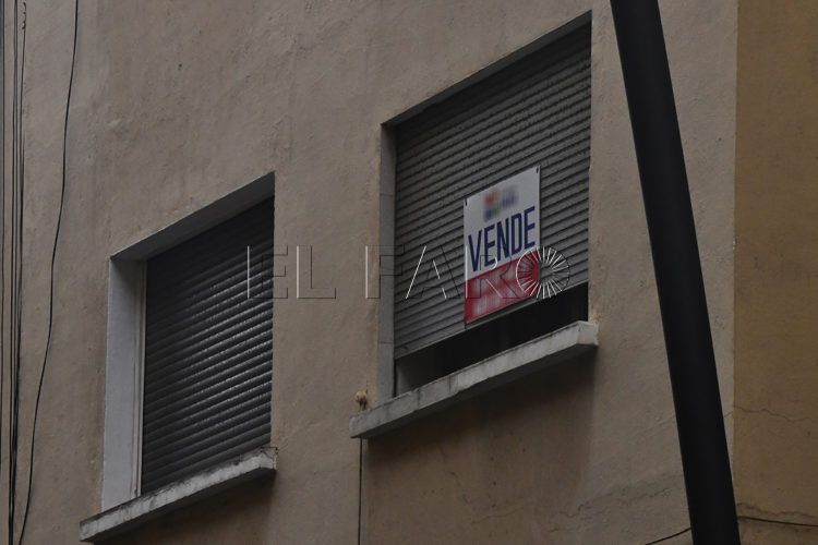vivienda-cartel-vende